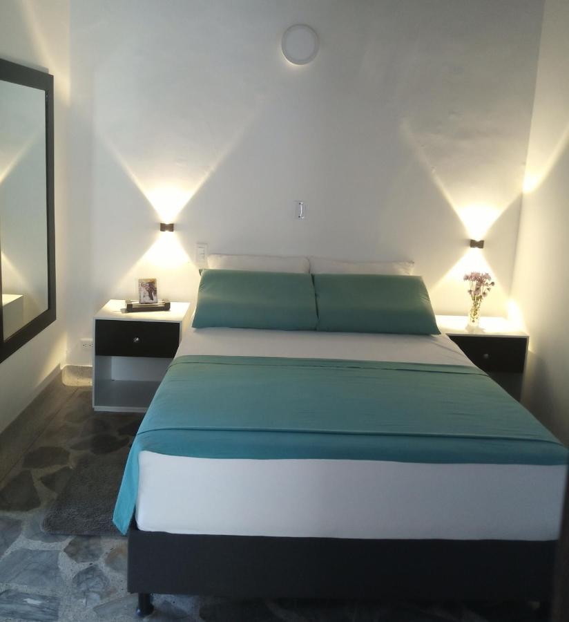 Vip Apartasuites Rosales Medellin Ngoại thất bức ảnh