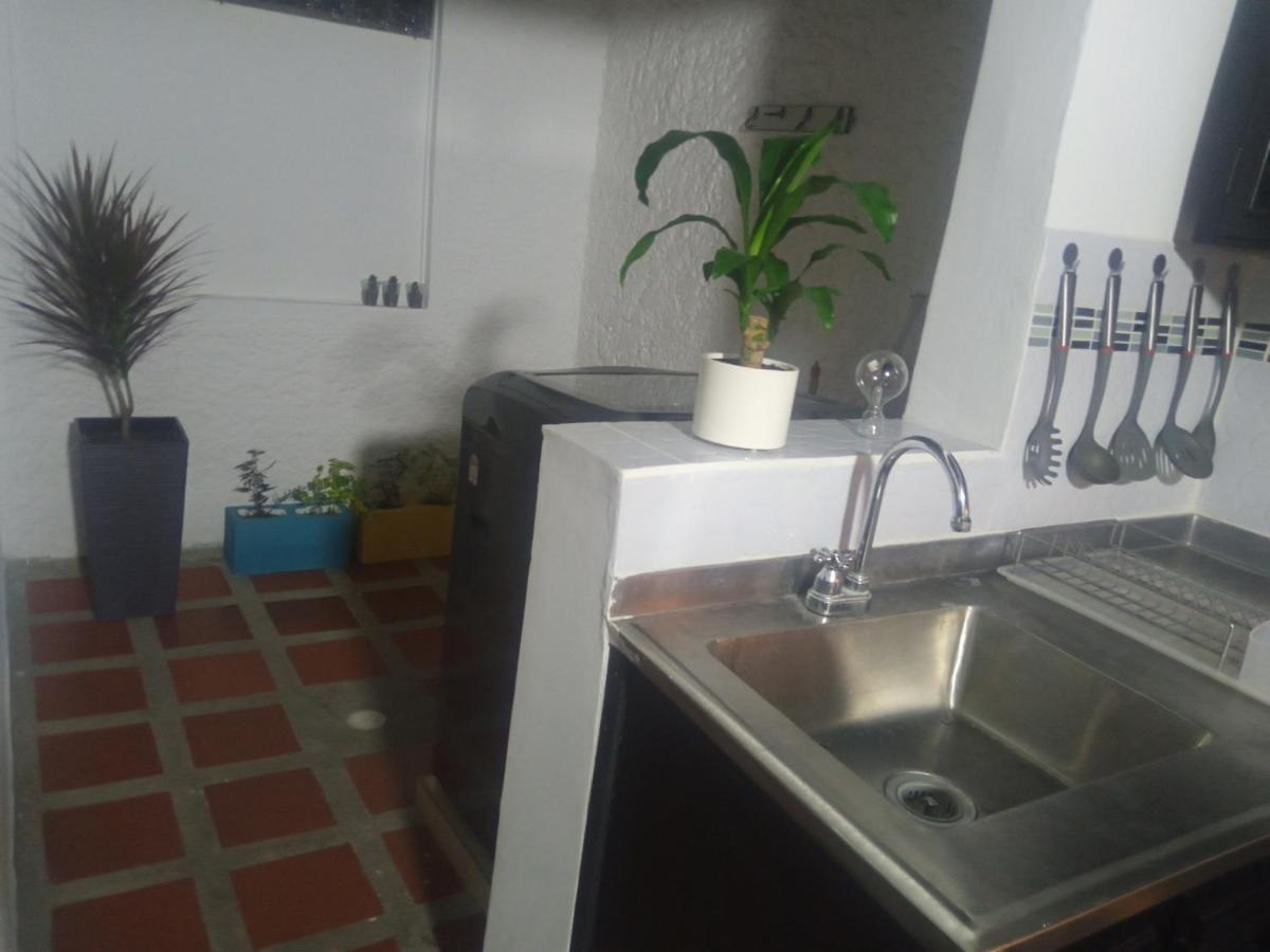 Vip Apartasuites Rosales Medellin Ngoại thất bức ảnh