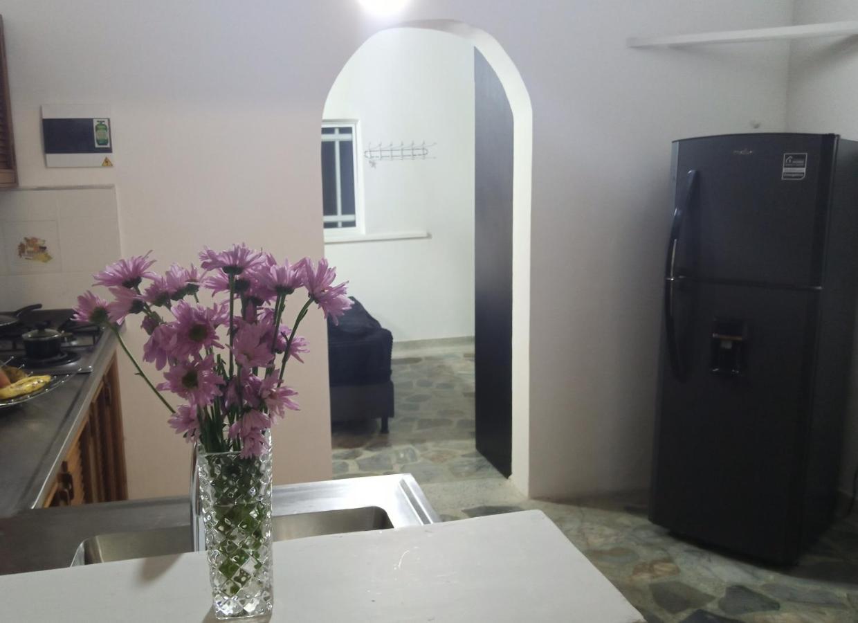 Vip Apartasuites Rosales Medellin Ngoại thất bức ảnh