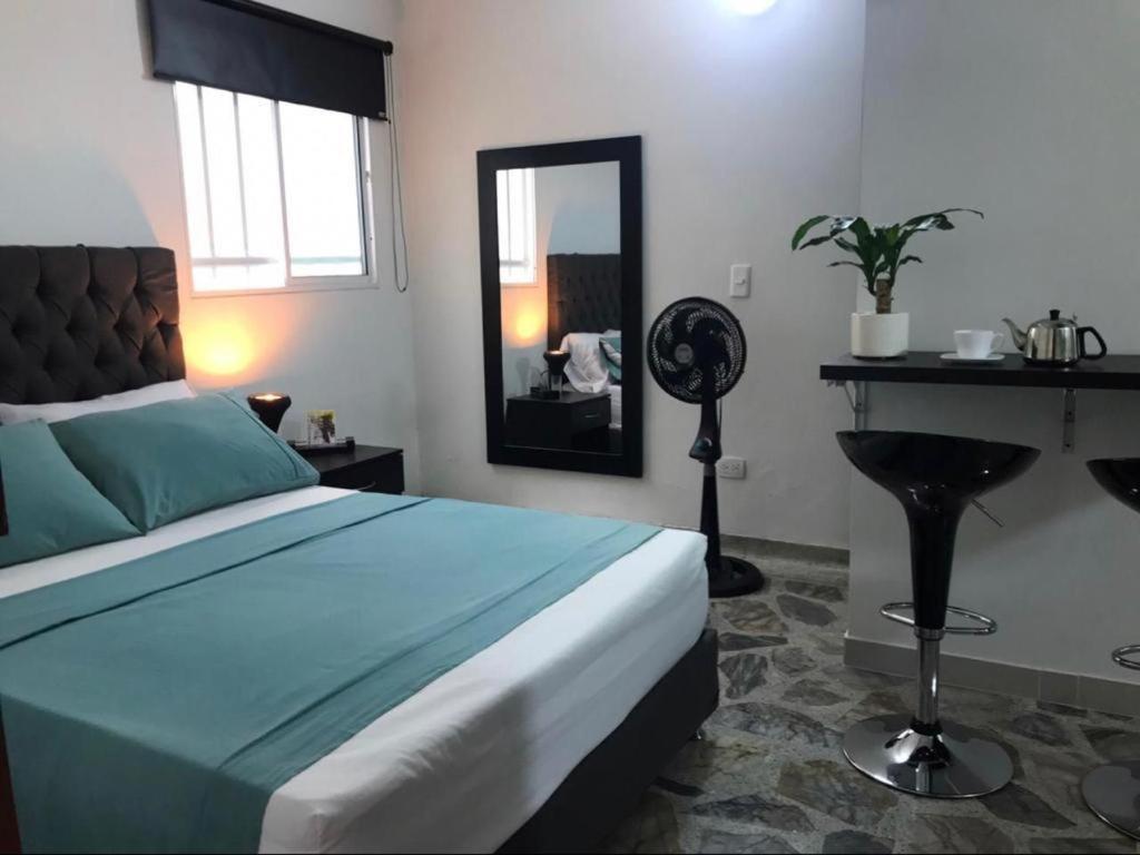 Vip Apartasuites Rosales Medellin Ngoại thất bức ảnh