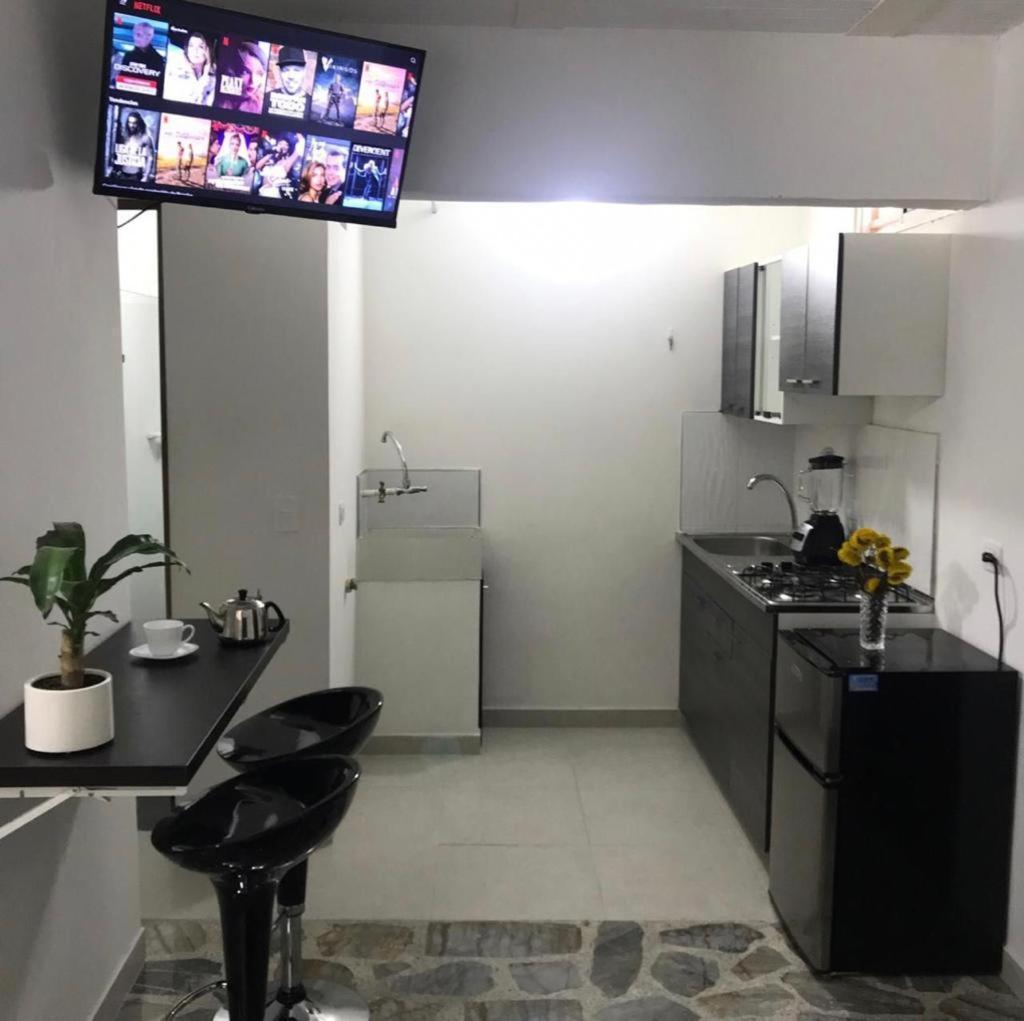 Vip Apartasuites Rosales Medellin Ngoại thất bức ảnh