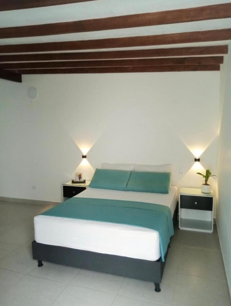 Vip Apartasuites Rosales Medellin Ngoại thất bức ảnh